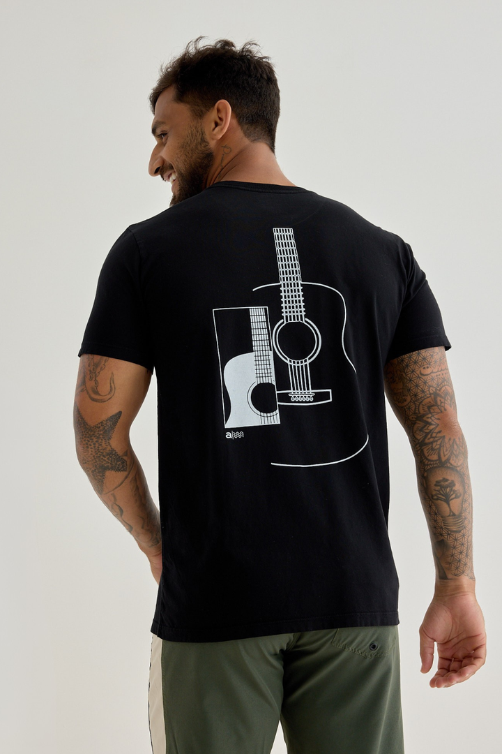 Camiseta Sound of Sesan - Preta