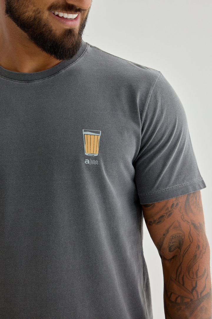 Camiseta Estonada - Entre Histórias - Cinza