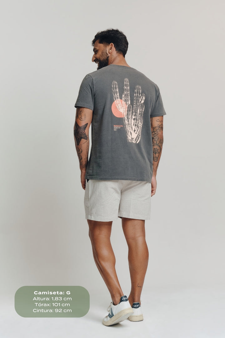 Camiseta Estonada Biomas  - Mandacaru - Cinza