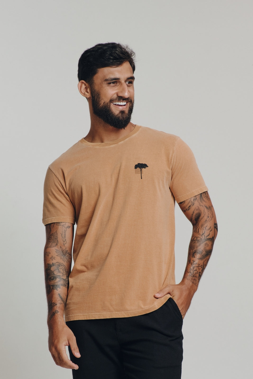 Camiseta Estonada Biomas - Pau-Brasil - Laranja