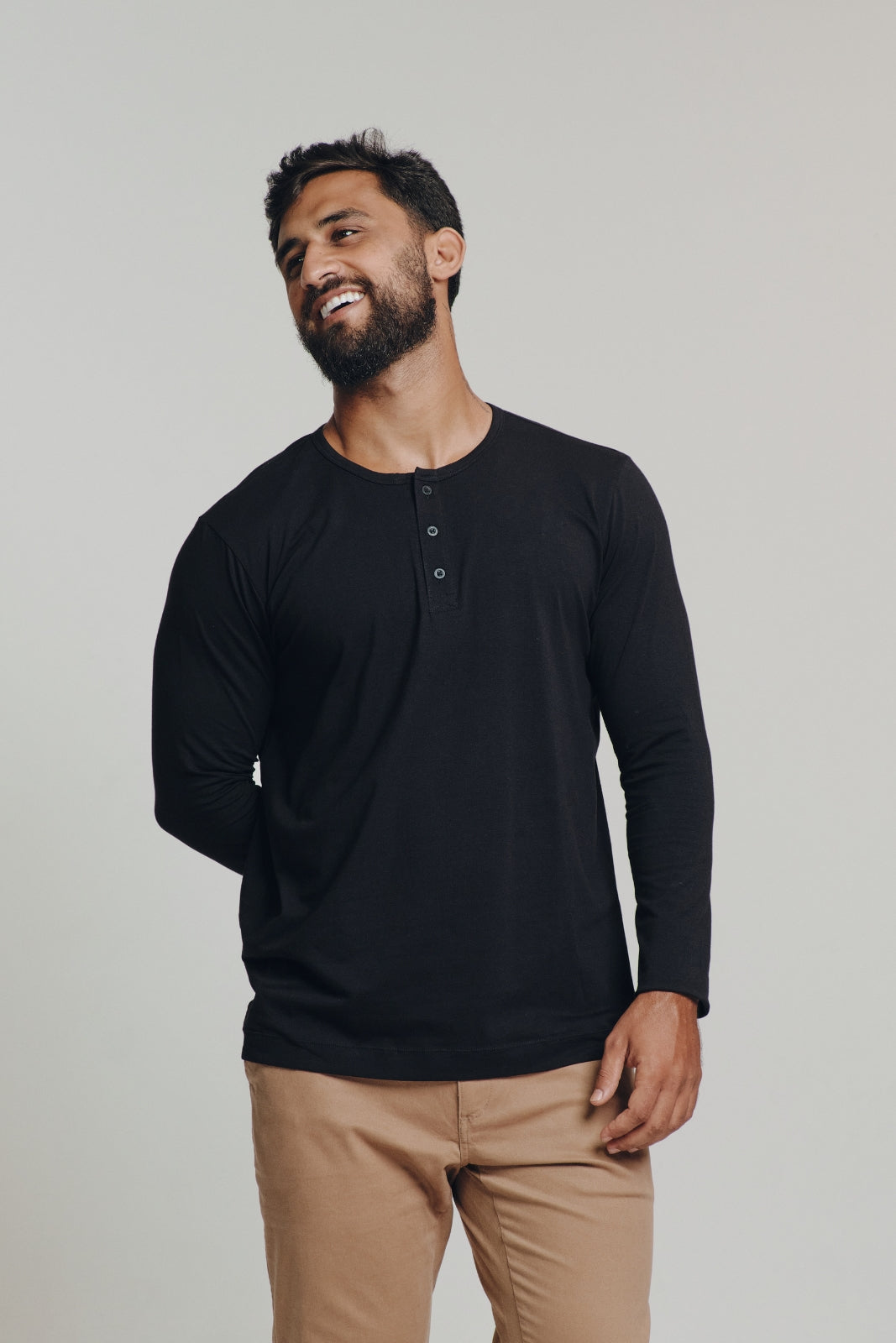 Henley Fio Egípcio Manga Longa - Preta