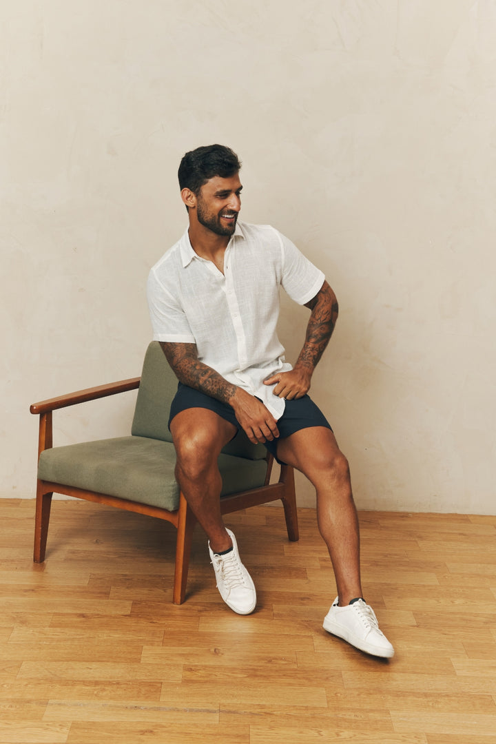 Short de Linho Caraíva - Azul Marinho