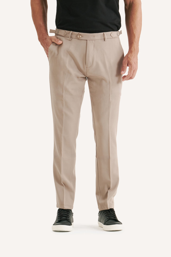 Calça de Alfaiataria Ravena com Fivela - Caqui