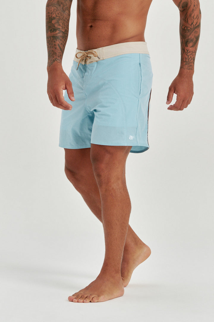 Boardshort Recorte- Azul Claro