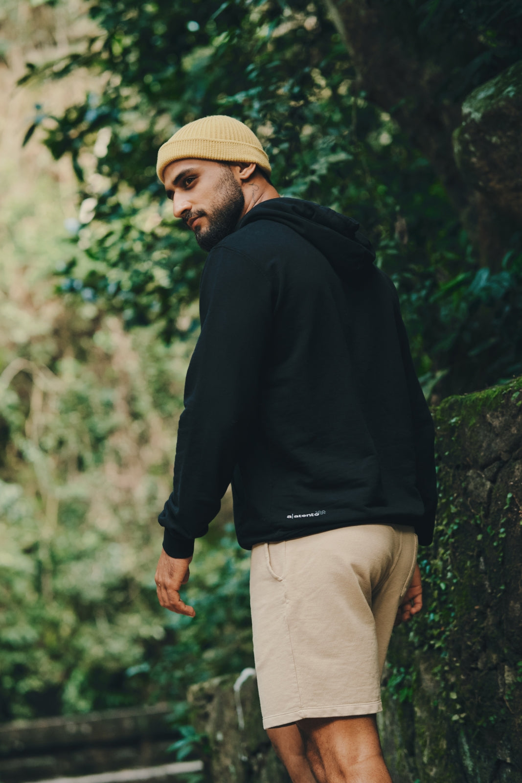 Casaco de Moletom Sereno - Preto