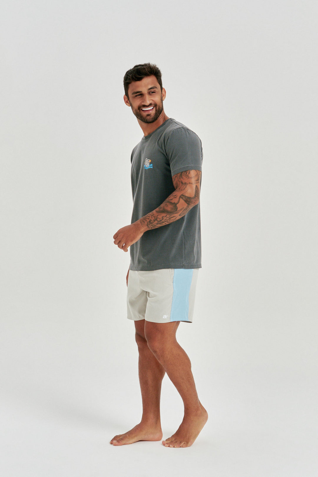 Camiseta Estonada - Sunset Waves - Cinza