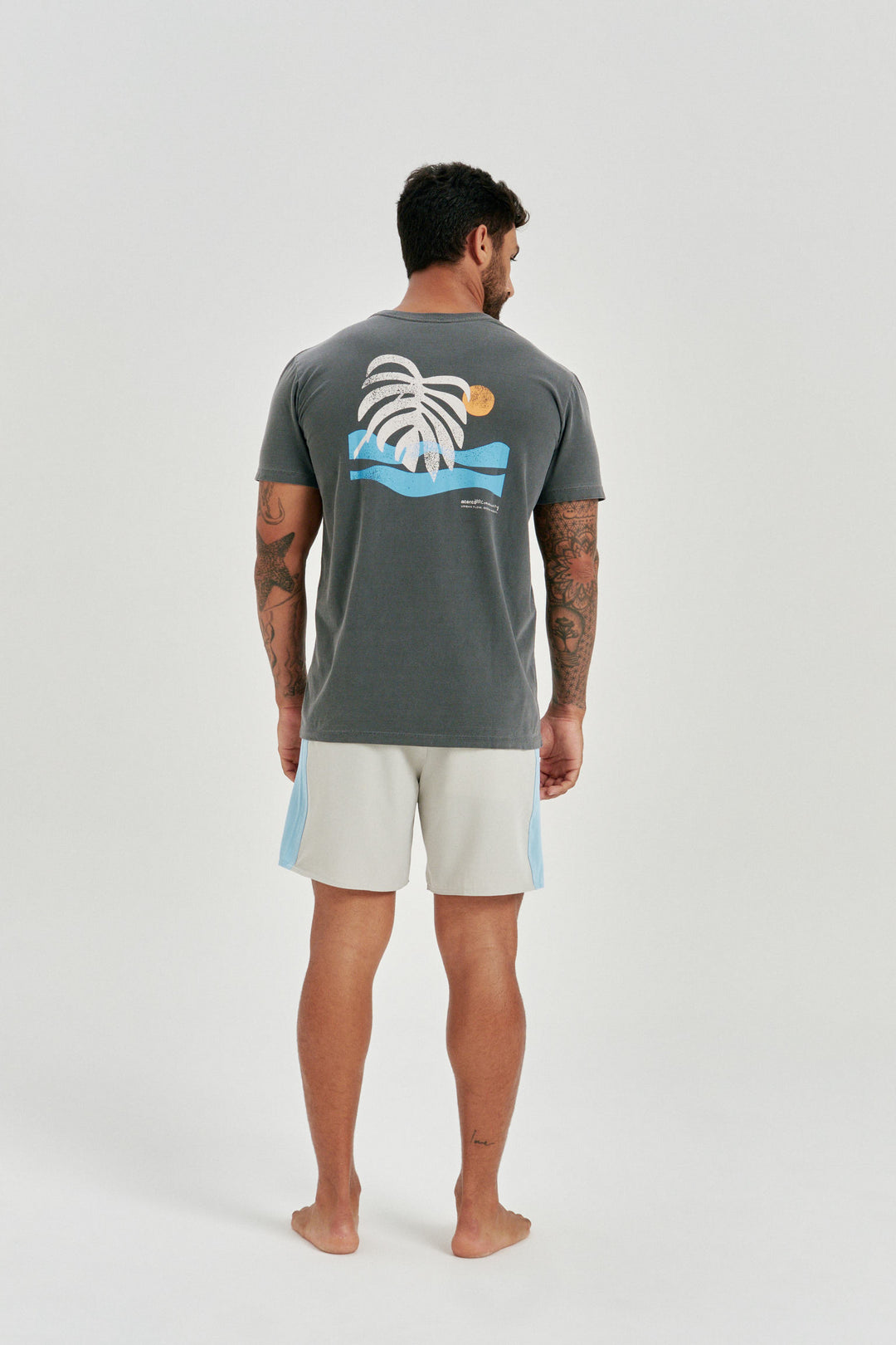 Camiseta Estonada - Sunset Waves - Cinza