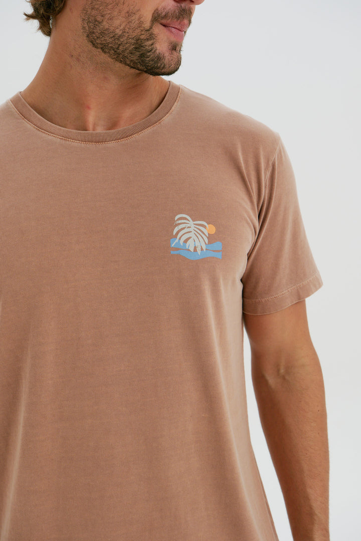 Camiseta Estonada - Sunset Waves - Marrom