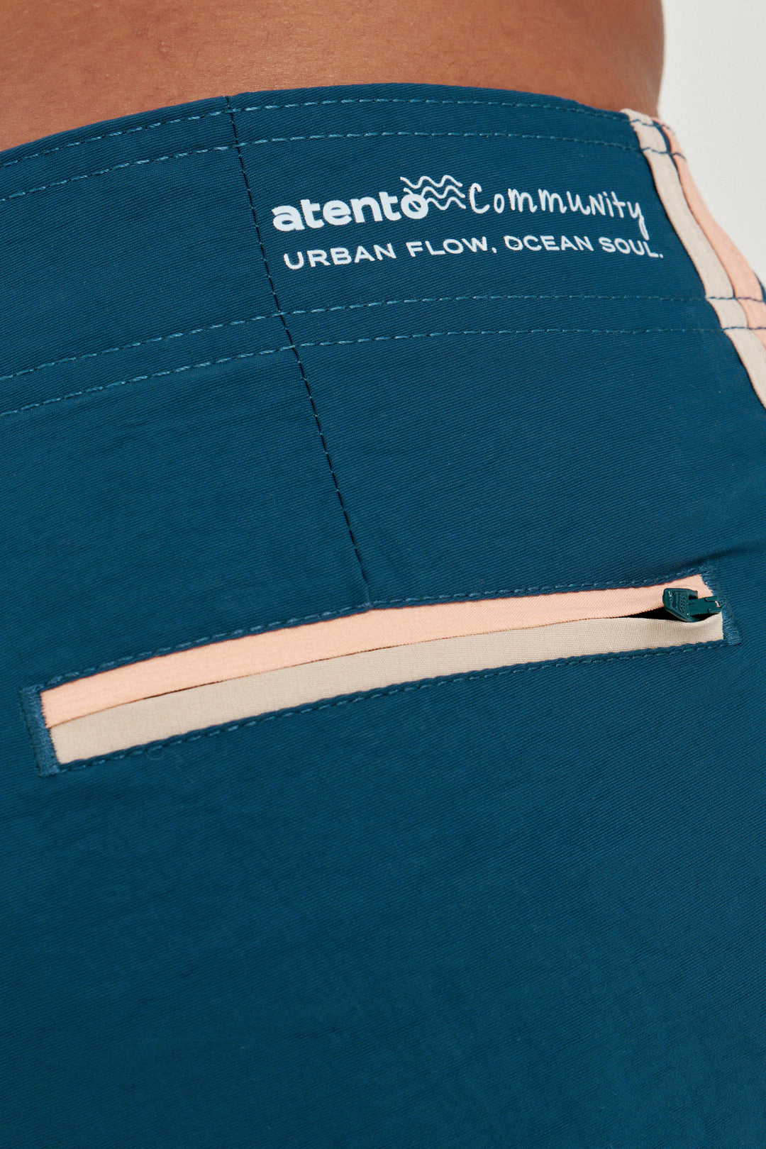 Boardshort Flat Impermeável - Azul Marinho