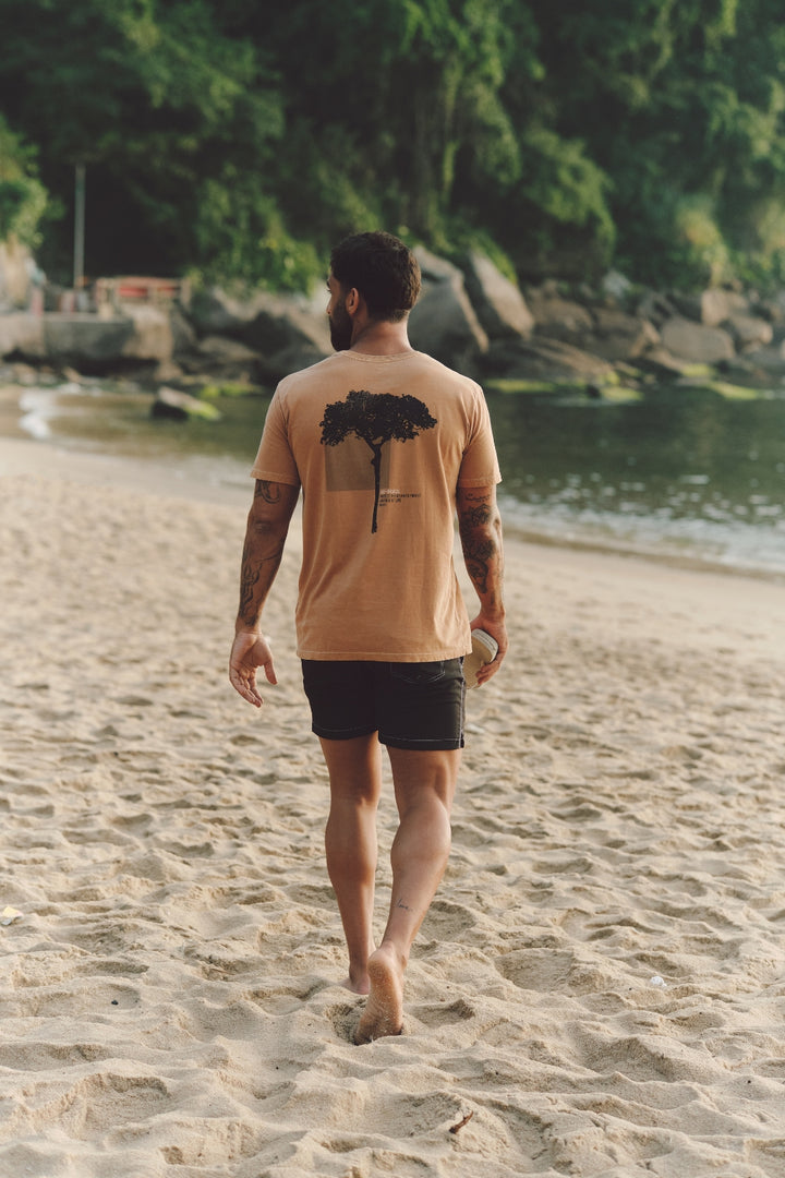 Camiseta Estonada Biomas - Pau-Brasil - Laranja