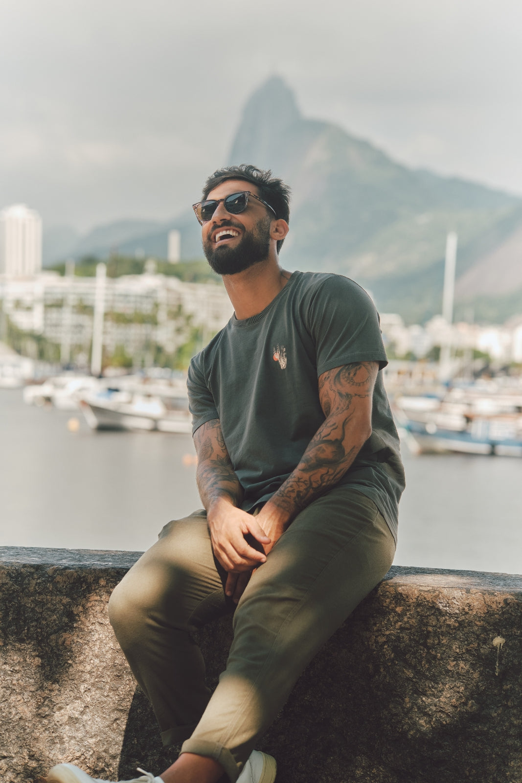 Camiseta Estonada Biomas  - Mandacaru - Cinza