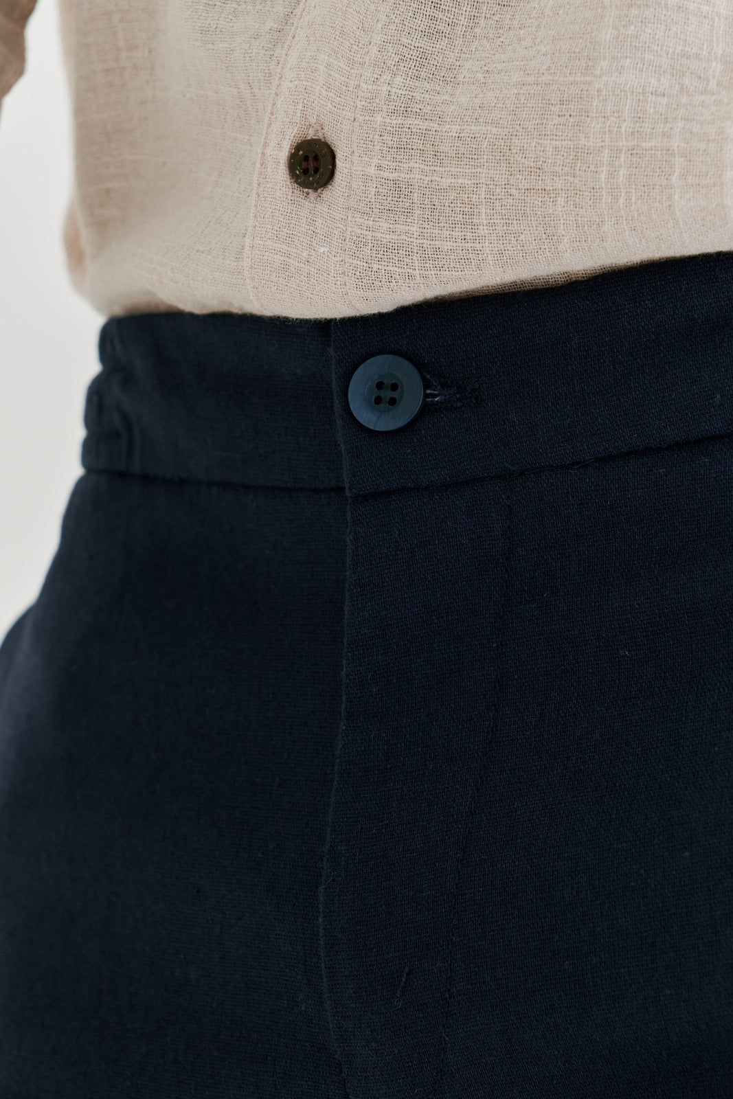 Short de Linho Caraíva - Azul Marinho