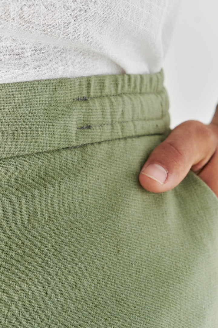 Short de Linho Caraíva - Verde Oliva