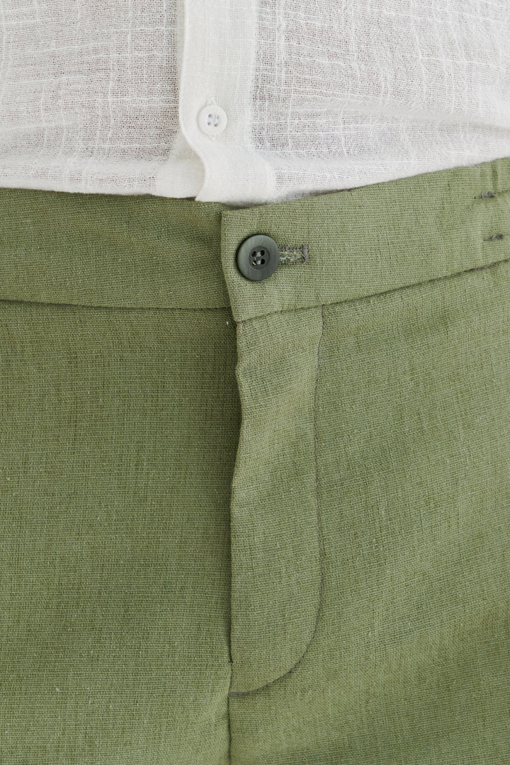 Short de Linho Caraíva - Verde Oliva