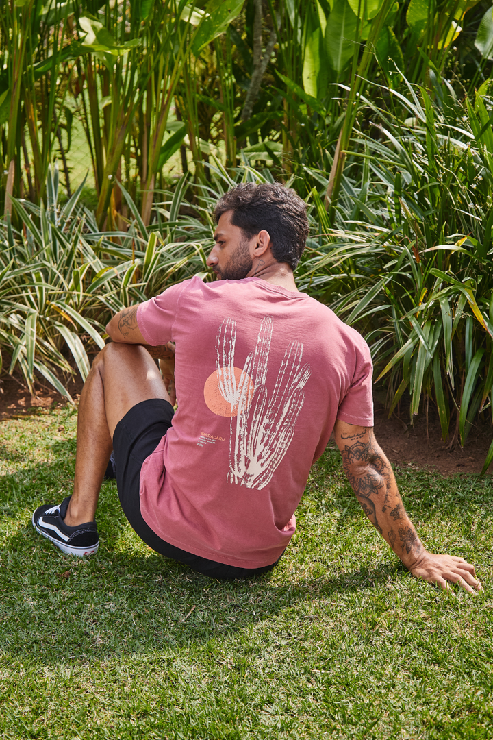 Camiseta Estonada Biomas  - Mandacaru - Bordo